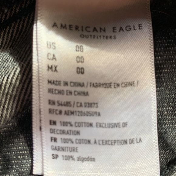 American eagle black denim cut off shorts size 00. Faded color five pockets - Picture 7 of 10